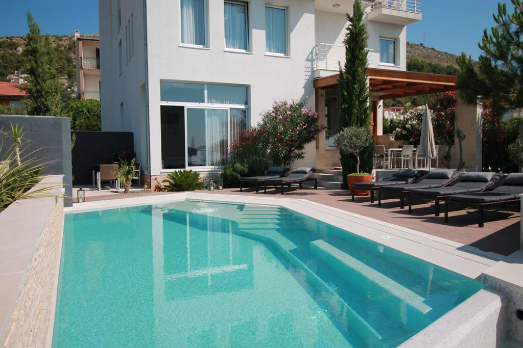 Apartments Marer Trogir Exterior foto