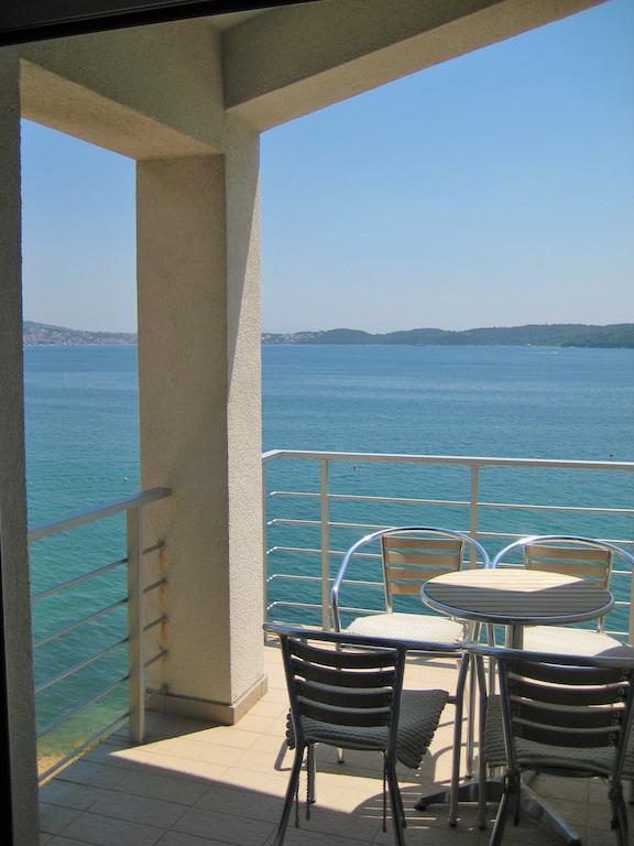 Apartments Marer Trogir Habitación foto